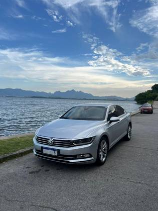 VOLKSWAGEN PASSAT 2.0 16V TSI BLUEMOTION GASOLINA HIGHLINE 4P DSG